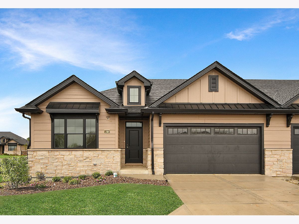 Condos & Townhomes Sold Villas Of Clover Ridge Lockport Illinois, 1349 Lacoma