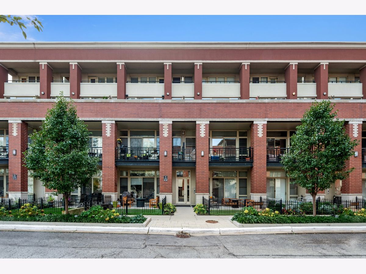 Condominiums Sold Kinzie Station Chicago Illinois, 324 Jefferson