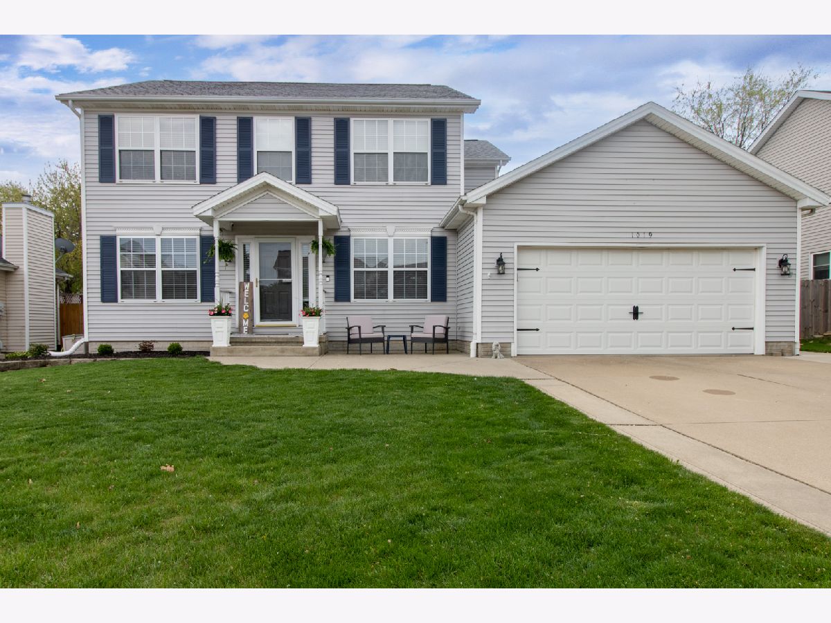Homes Sold Pinehurst Normal Illinois, 1019 Crooked Stick