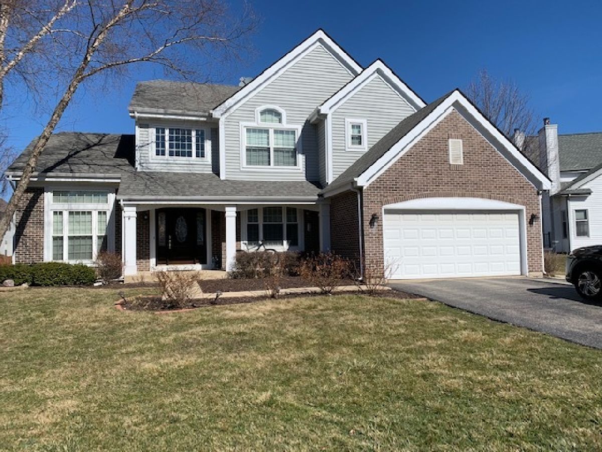 Homes Rented Hunters Creek Lake Zurich Illinois, 1256 Eric