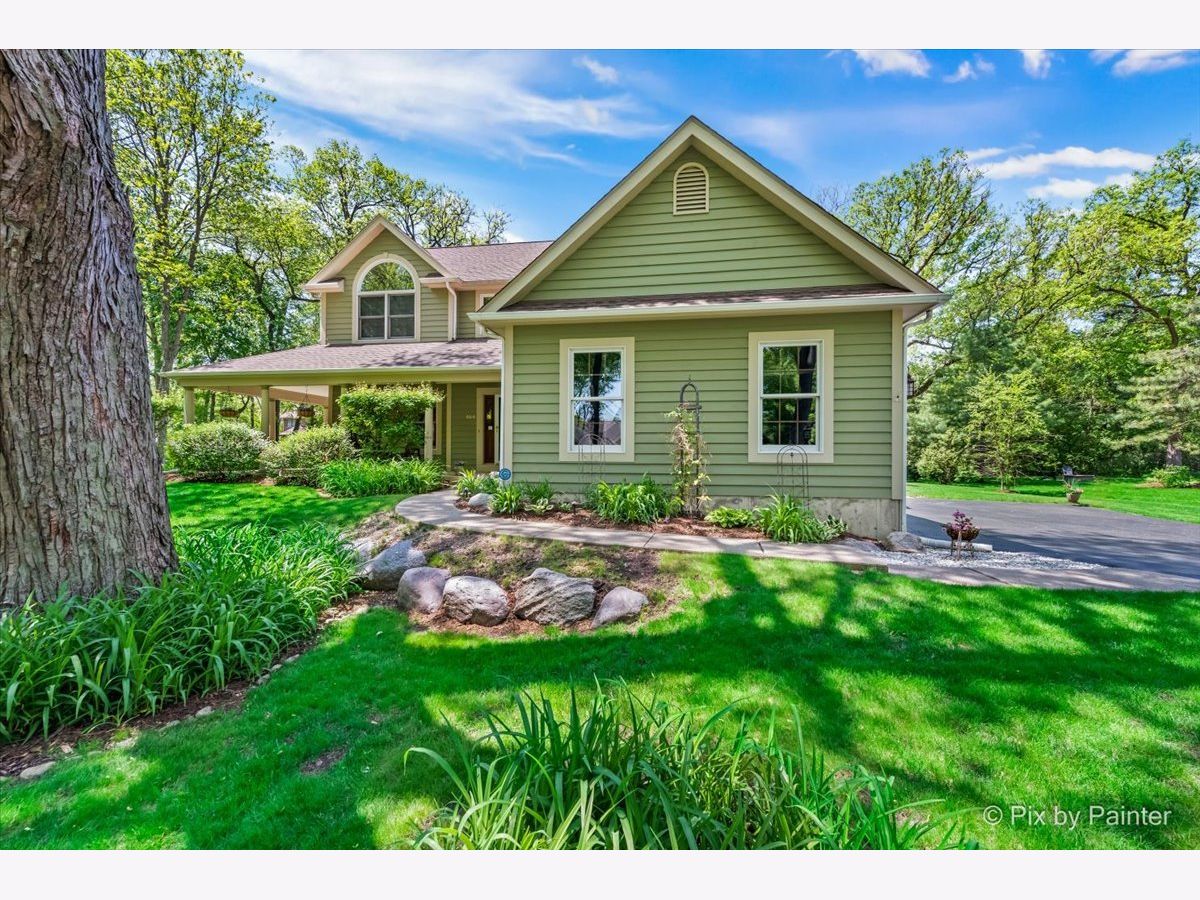 Homes Sold Country Club Addition Lakewood Illinois, 464 Sunset