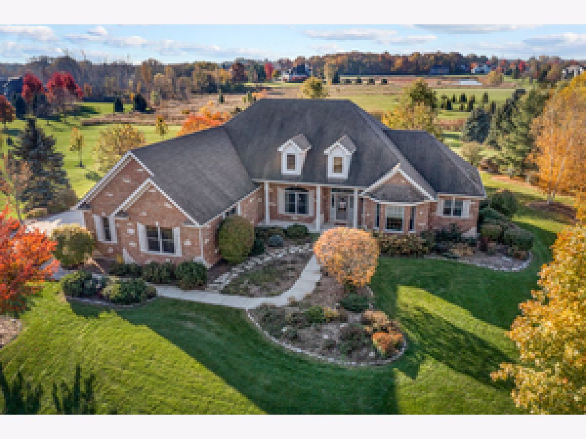 Homes Sold Stonecrest Elgin Illinois, 40W745 Stoneridge