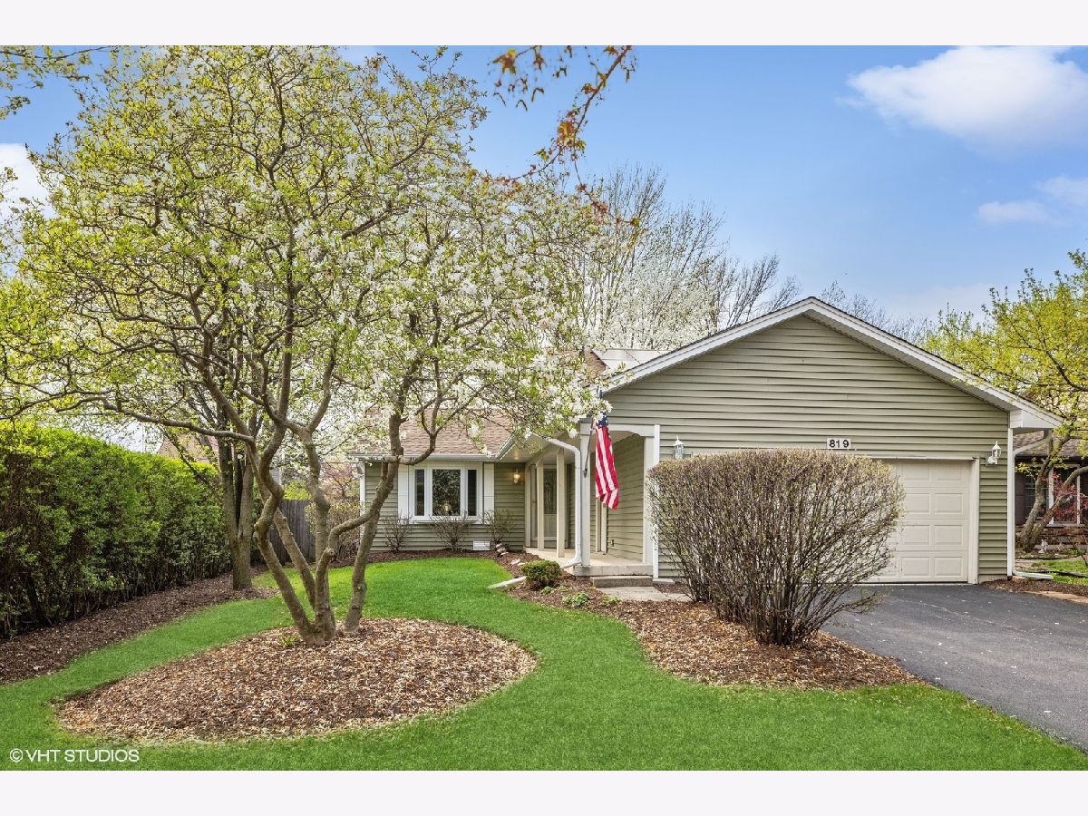 Homes Sold Miledge Farm Naperville Illinois, 819 Morningside
