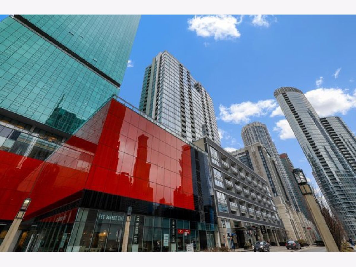 Condominiums Sold Fairbanks At Cityfront Chicago Illinois, 240 Illinois