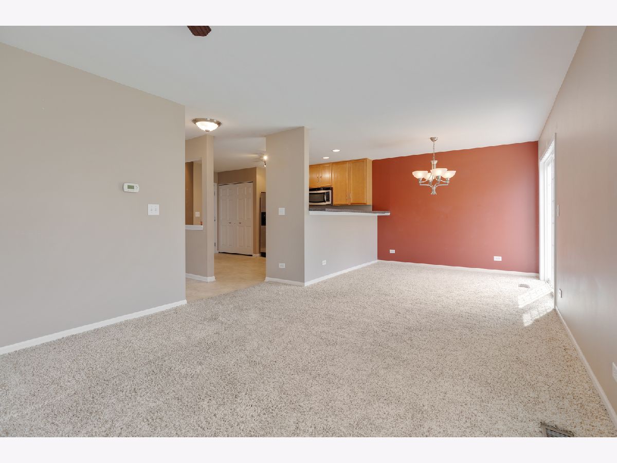 3095 Courtland Street, Woodstock, Illinois 60098 MLS 11765581