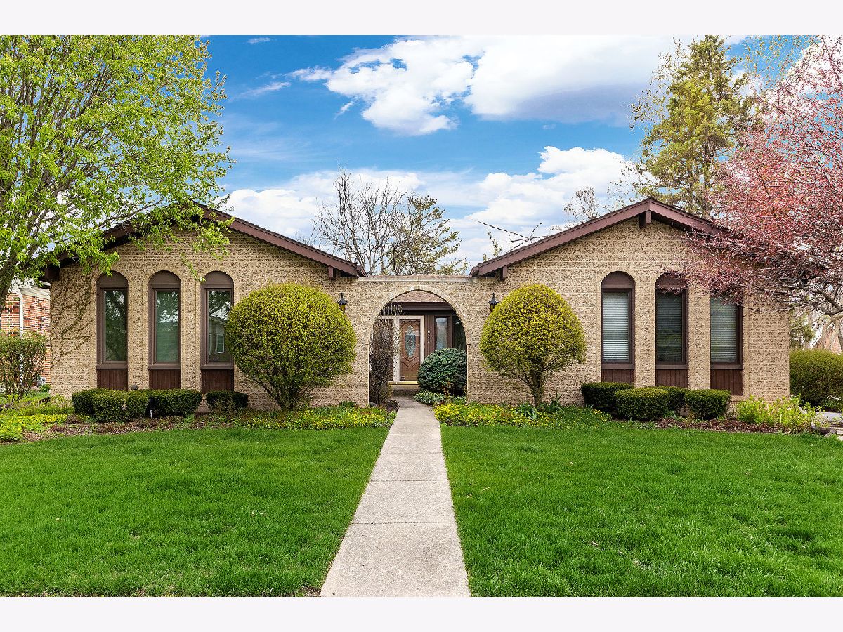 Homes Sold Spinnaker Cove Palatine Illinois, 1344 Cooper