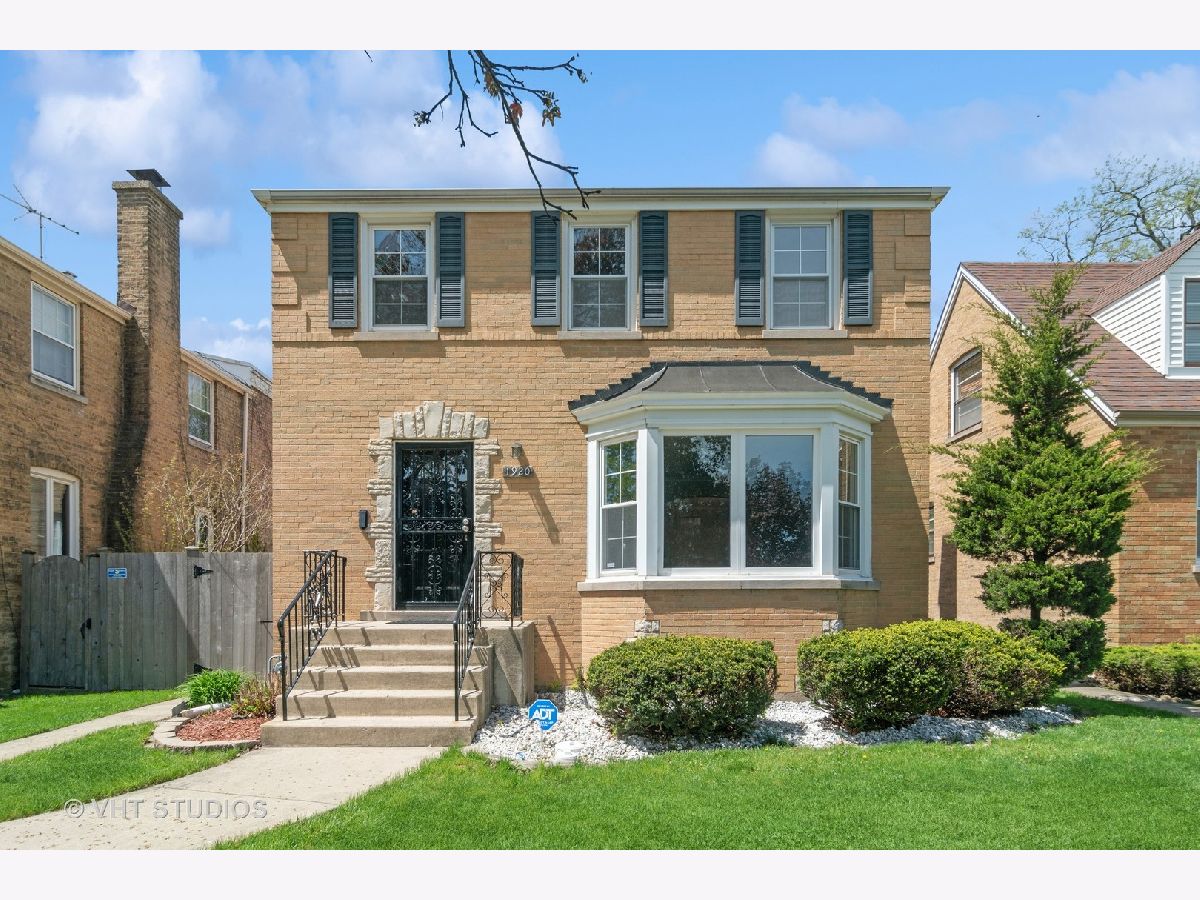 Homes & Condos & Townhomes Sold River Forest Manor Elmwood Park Illinois, 1920 76th