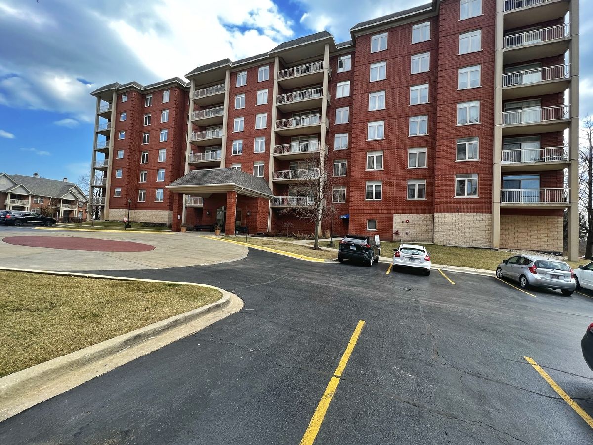 Condominiums Rented The Woodlands Morton Grove Illinois, 8340 Callie