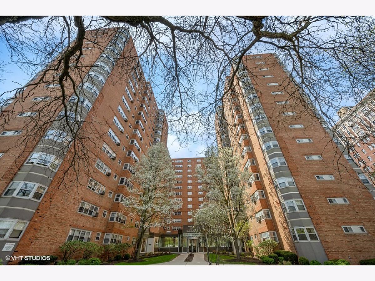 Condos & Townhomes & Homes Rented Margate Park Chicago Illinois, 4960 Marine