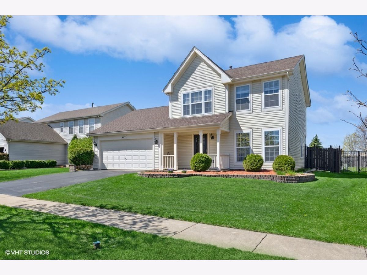 Homes Sold Lakewood Streams Streamwood Illinois, 617 Maple