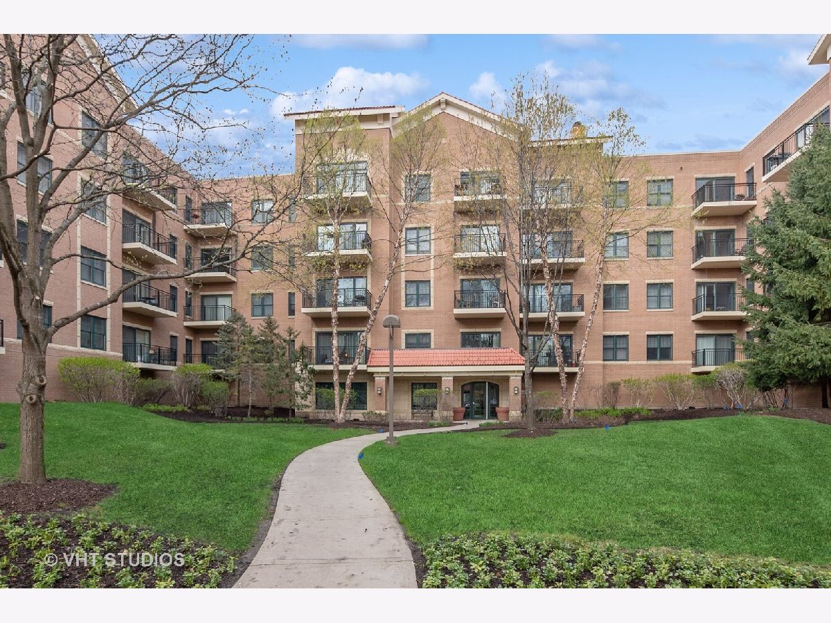 Condominiums Sold Arbor Court Oak Lawn Illinois, 5100 96th