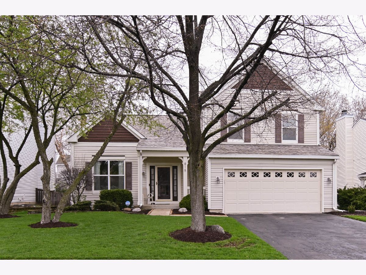 Homes Sold Savanna Springs Lake Villa Illinois, 818 Savanna Springs