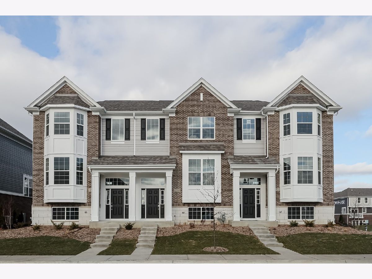 Condos & Townhomes Sold The Square At Goodings Grove Homer Glen Illinois, 12702 Belmont #21.02