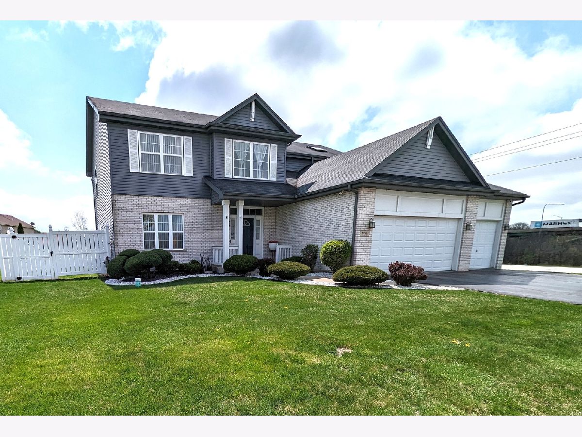 Homes & Condos & Townhomes Sold Fawn Ridge Country Club Hills Illinois, 5061 179th