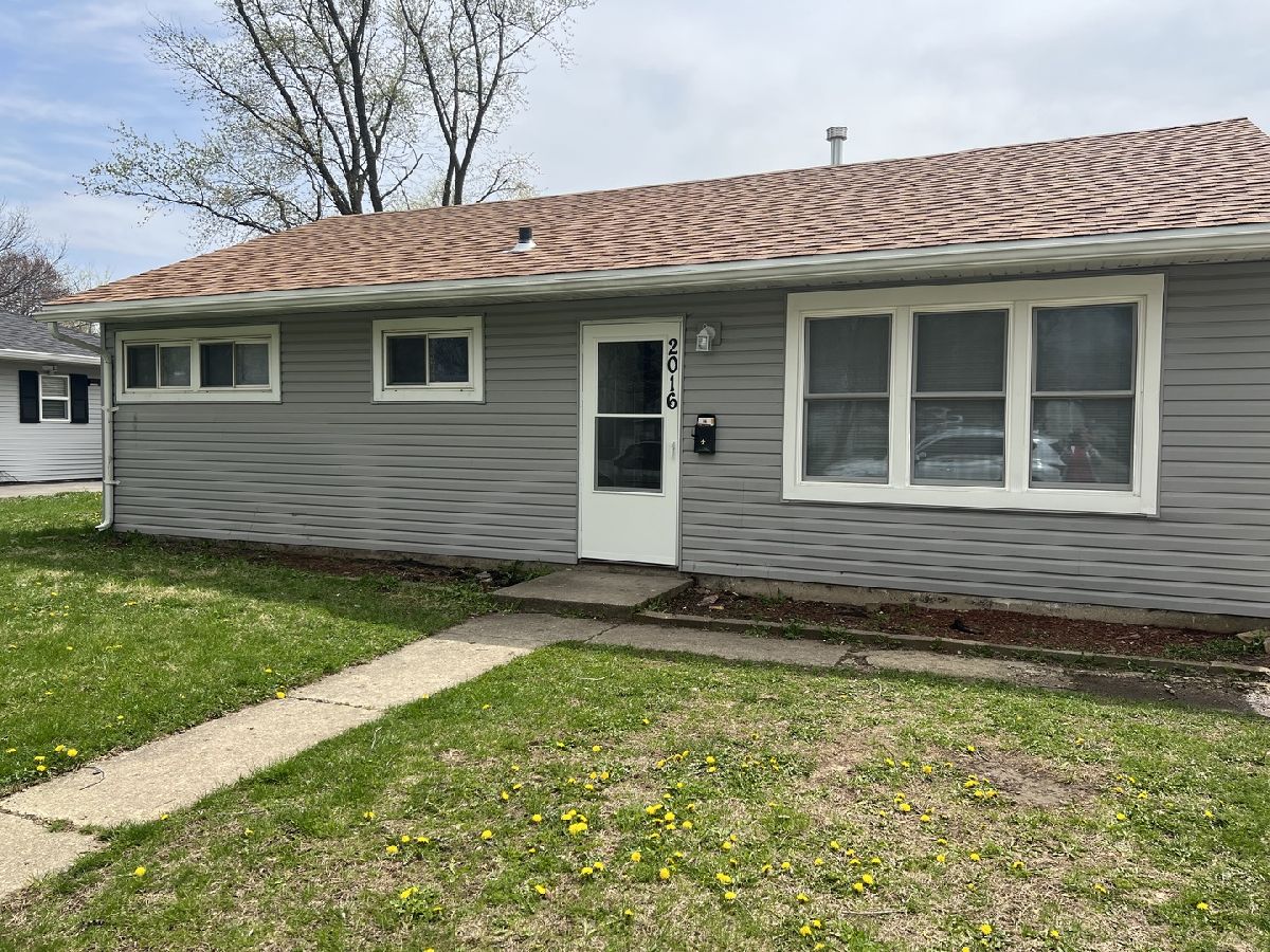 Homes Rented Marycrest Joliet Illinois, 2016 Capri