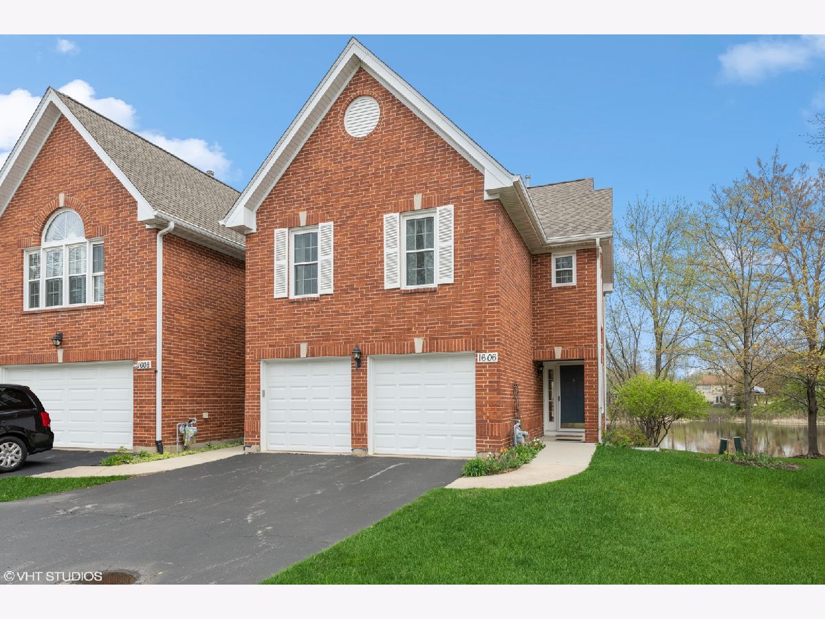 Townhomes Sold Ethans Glen Palatine Illinois, 1606 Ethans Glen