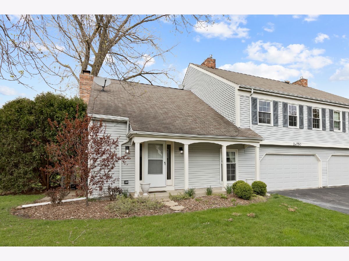 Townhomes Sold Warrenville Lakes Warrenville Illinois, 2S750 Timber