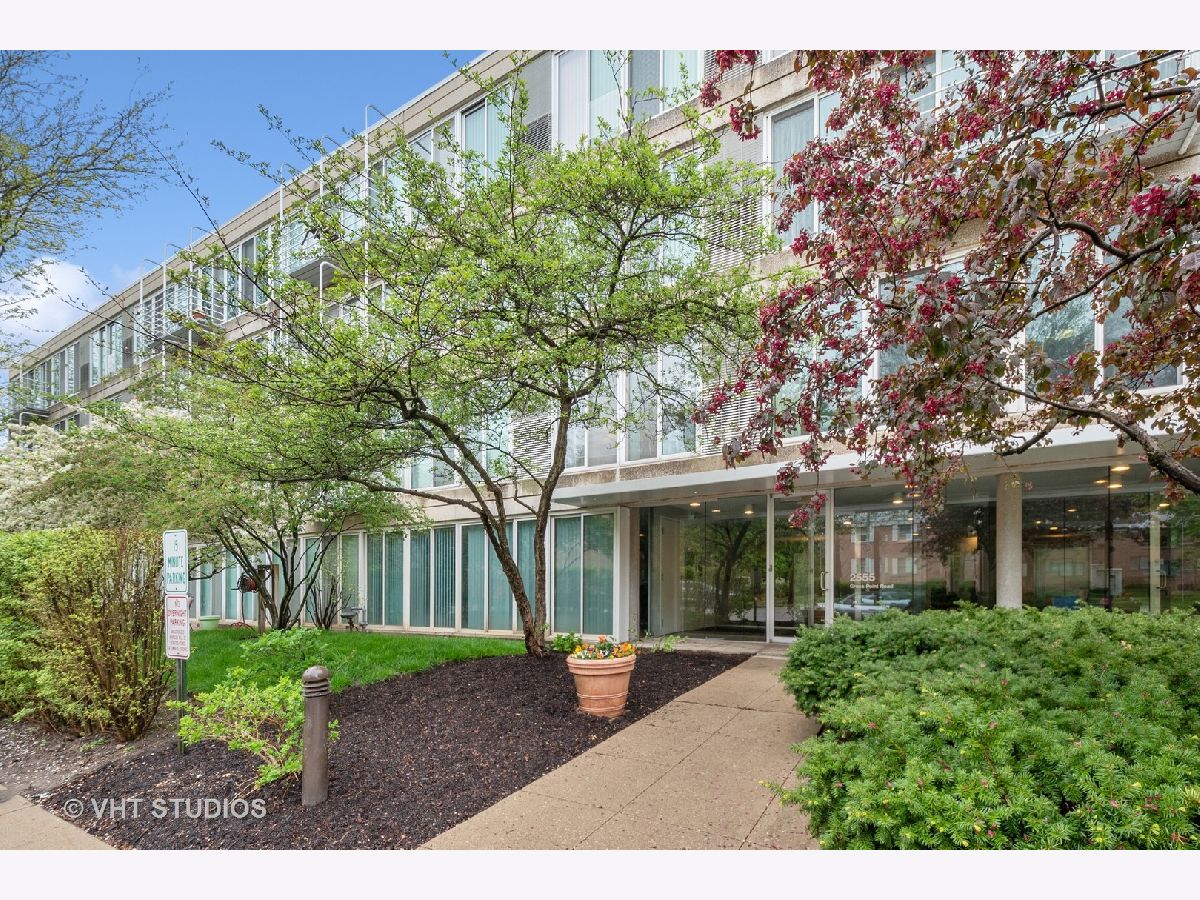 Townhomes & Condos Sold North Pointe Evanston Illinois, 2555 Gross Point