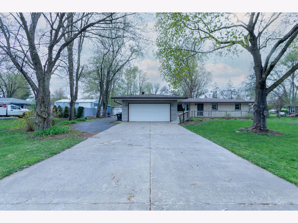 Homes Sold Almora Heights Elgin Illinois, 11N760 Howard