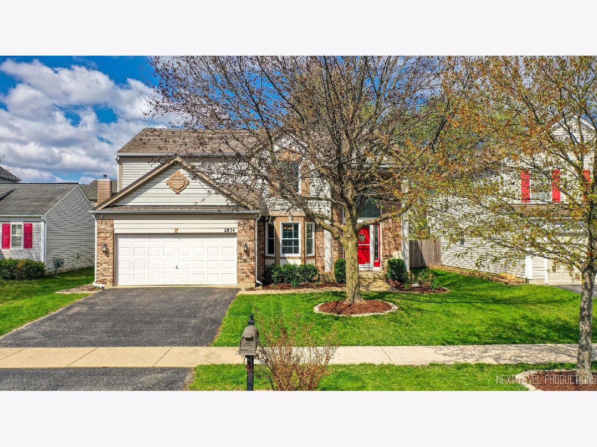 Homes & Townhomes Sold Harbor Springs Aurora Illinois, 2854 Coastal