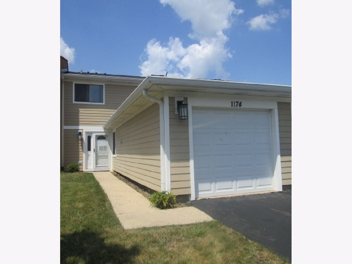 Townhomes Sold Amber Ridge Palatine Illinois, 1174 Chesapeake