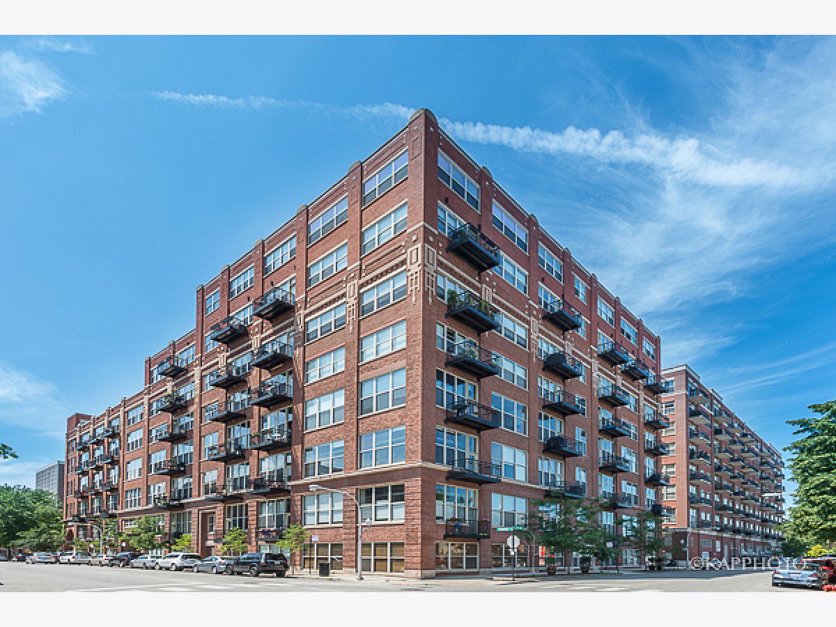 Condominiums Rented Park 1500 Lofts Chicago Illinois, 1500 Monroe