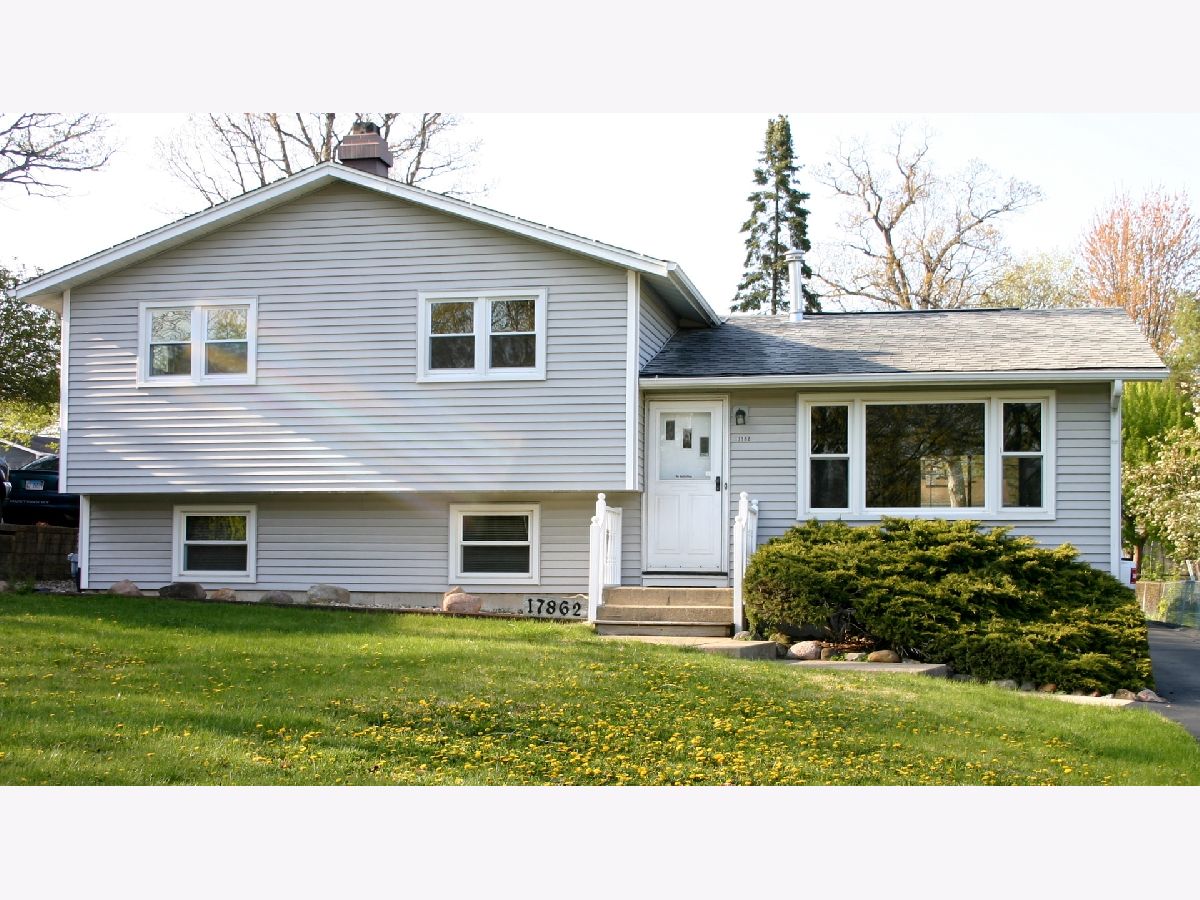 Homes Rented Wildwood Grayslake Illinois, 17862 Big Oaks