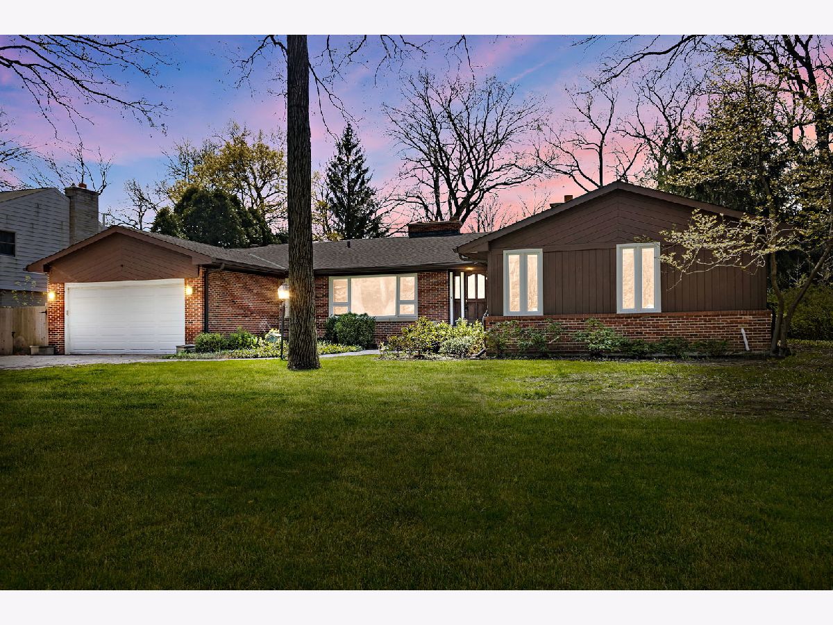 Homes Sold H.o. Stone Lake Forest Illinois, 1090 Waveland