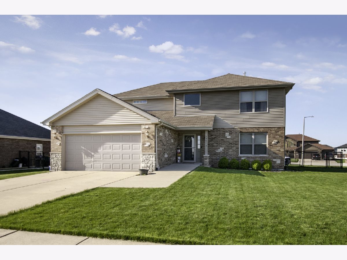 Homes Sold White Feather Manhattan Illinois, 15826 Chippewa