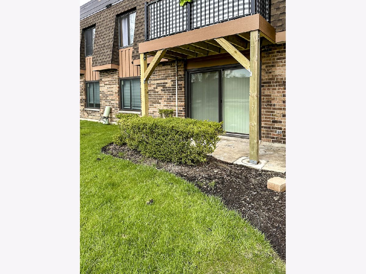 Condominiums Rented Lakewood Schaumburg Illinois, 616 Waterford