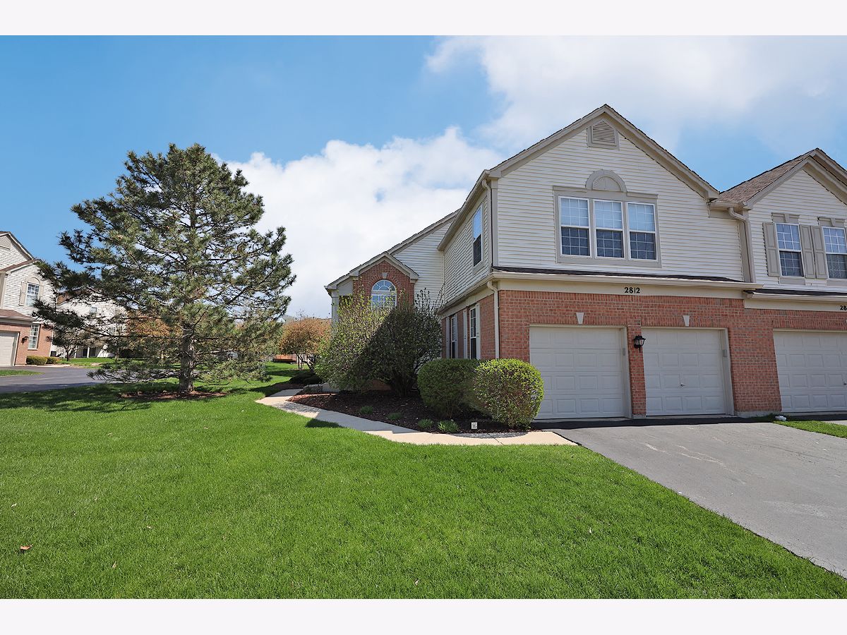 Townhomes Sold Creekside Villas Algonquin Illinois, 2812 Waterfront