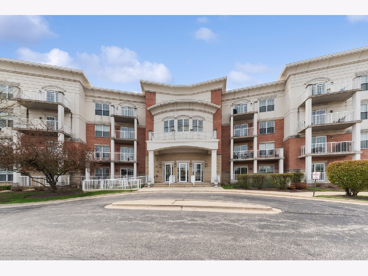 Condominiums Sold Fountains Of Arlington Arlington Heights Illinois, 601 Rand
