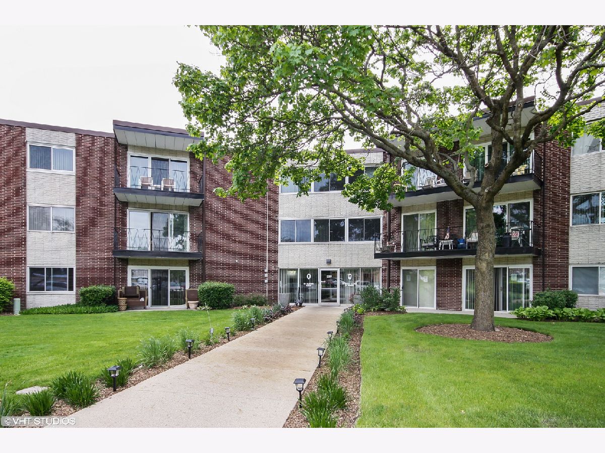 Condominiums Sold Cameo Downers Grove Illinois, 2800 Maple