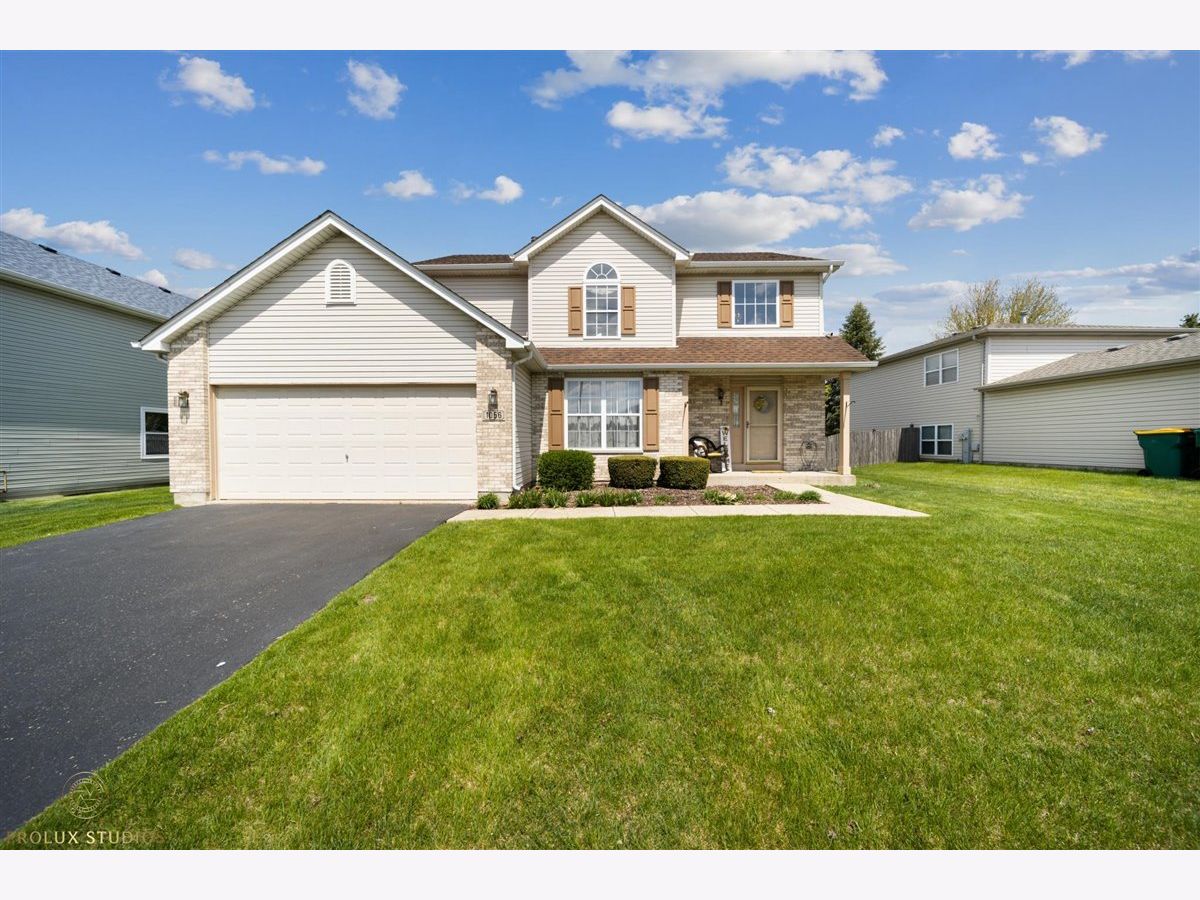 Homes & Townhomes Sold Malibu Bay Romeoville Illinois, 1056 Redondo