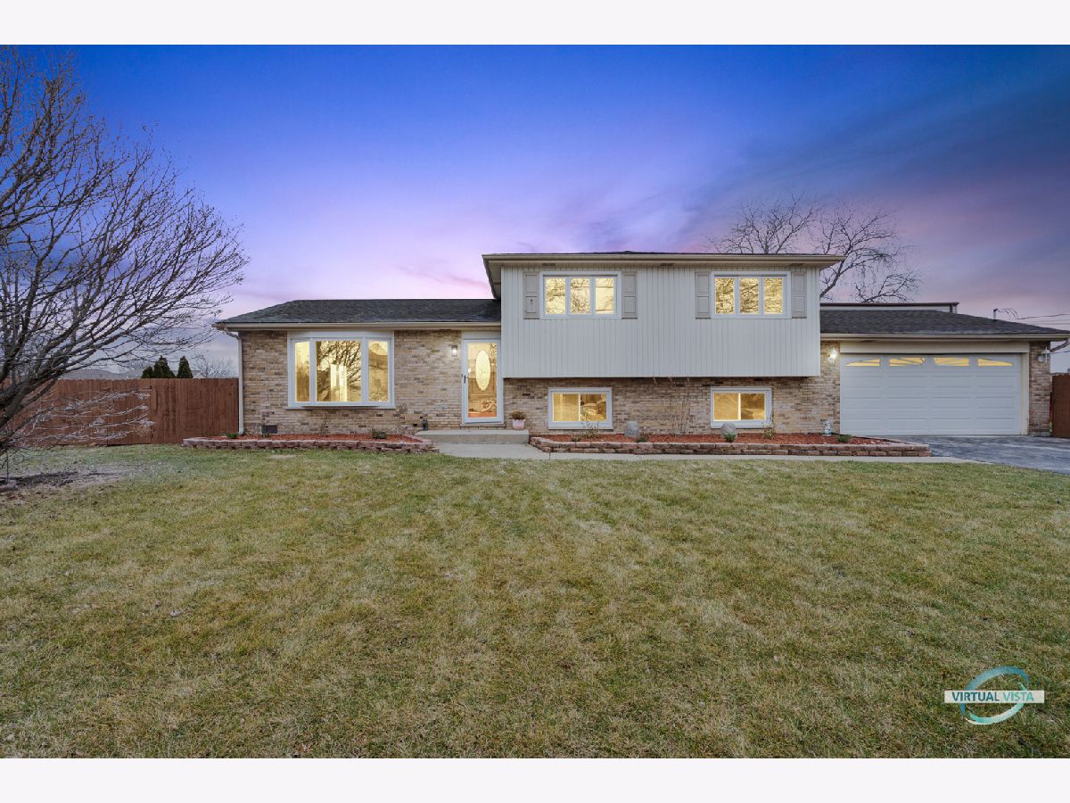 Homes & Townhomes Sold Justice Justice Illinois, 8300 79th