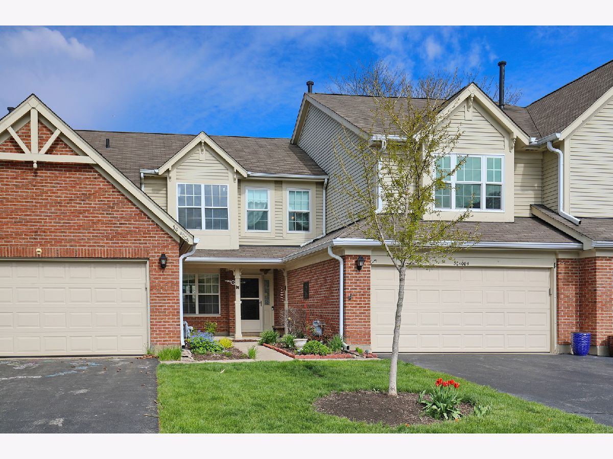 Maple Hill Warrenville IL, Townhomes & Condos For Sale & For Rent