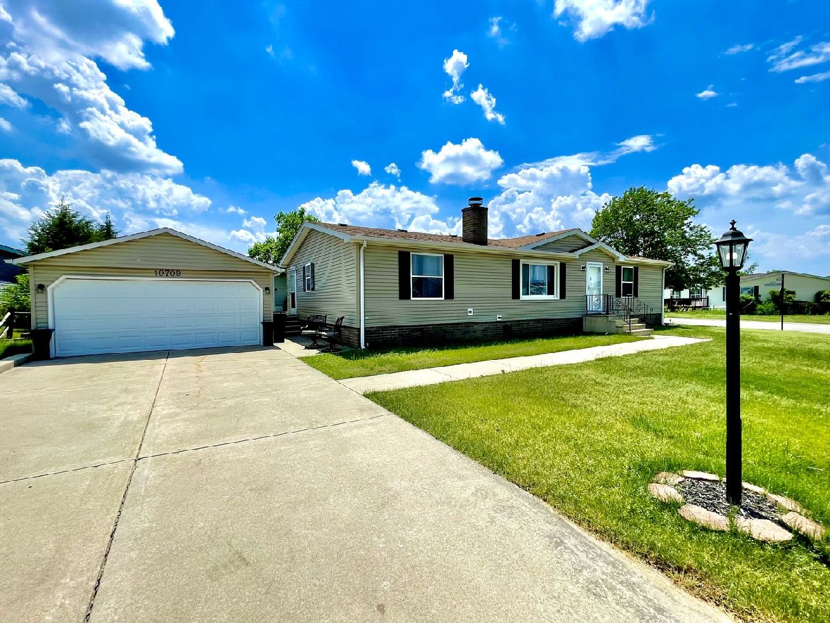 Subdivision Sold Gateway Ii Frankfort Illinois, 10709 Silver Lake