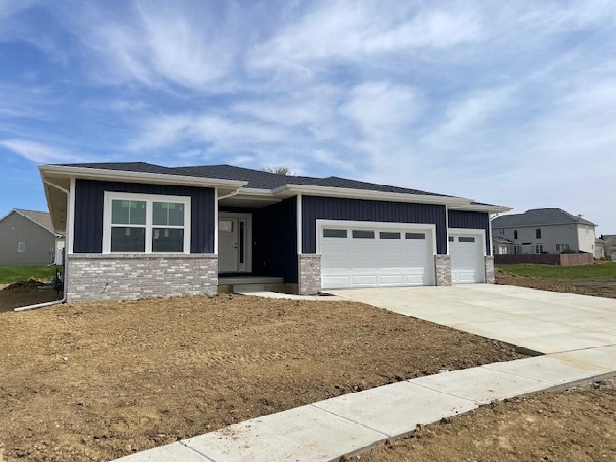 Homes Sold Hershey Grove Bloomington Illinois, 1720 Keybridge