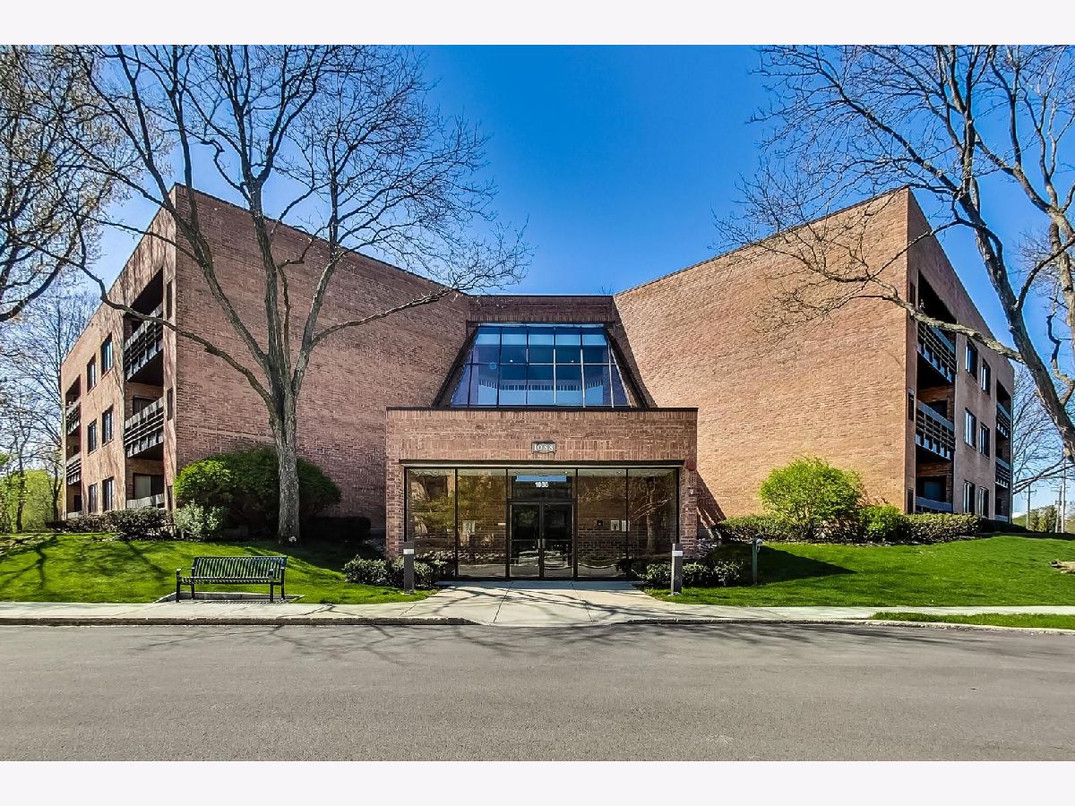 Condominiums Sold Shermer Square Northbrook Illinois, 1088 Shermer