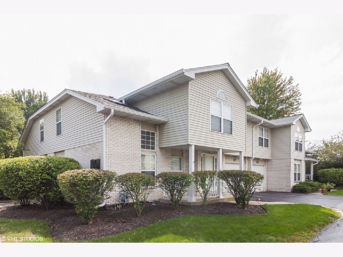 Townhomes Rented Riverbrook Naperville Illinois, 627 Beaver