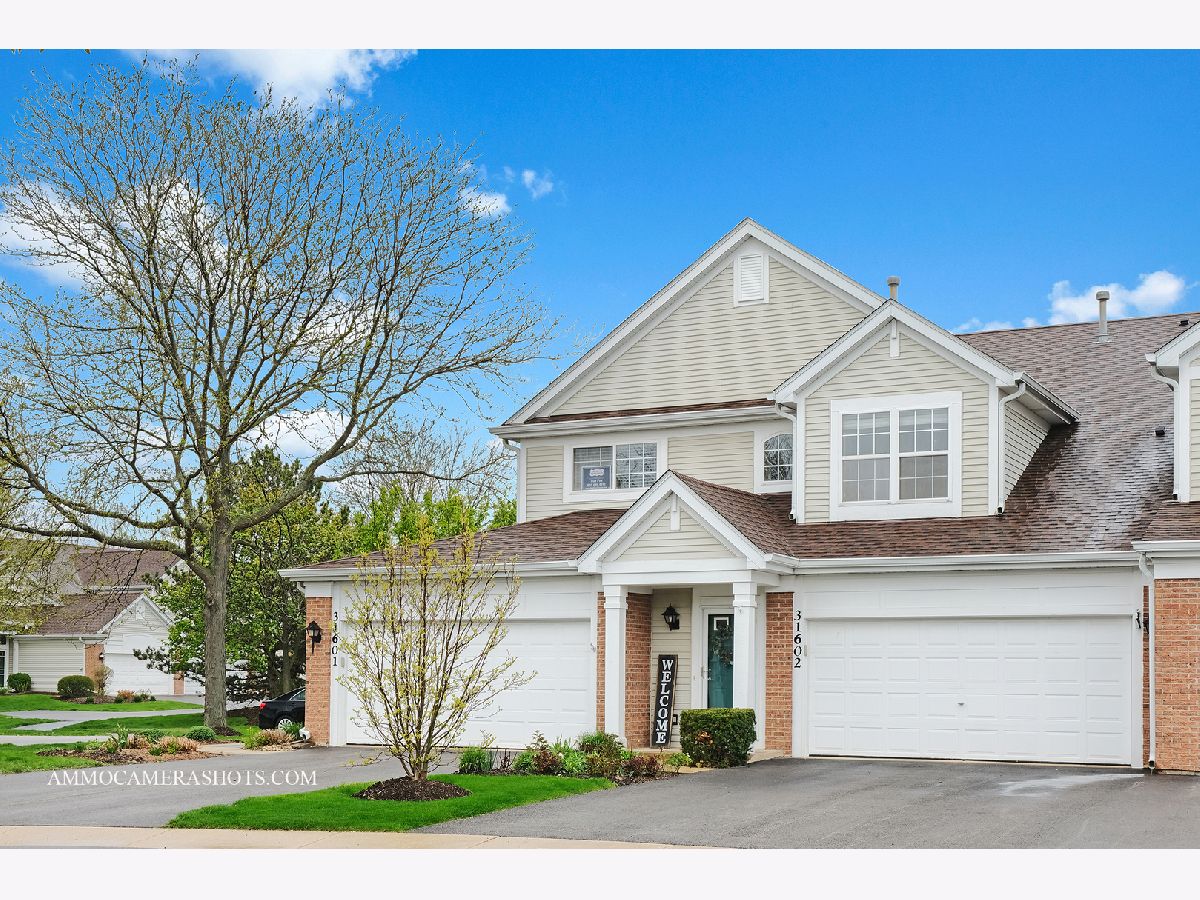 Townhomes Sold Cantera Village Warrenville Illinois, 31602 Kline