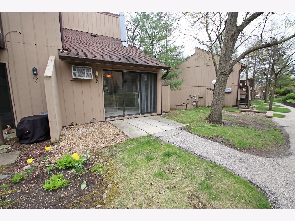 Vacation Village Fox Lake IL, Condos & Townhomes For Sale & For Rent