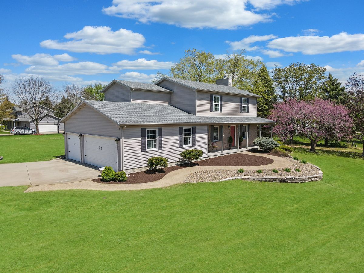 Homes & Condos & Townhomes Sold Brentwood Bloomington Illinois, 9321 Hillcrest