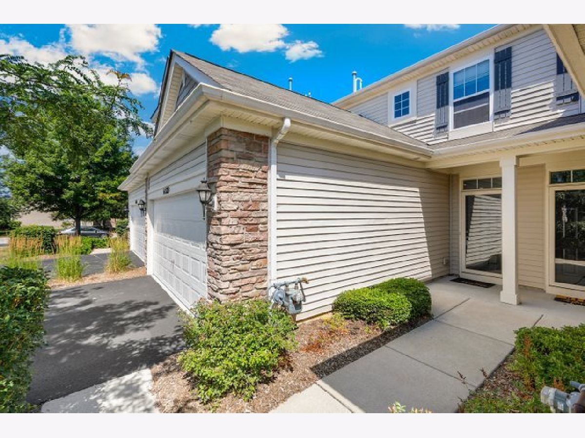 Townhomes & Homes Sold Whitmore Place St Charles Illinois, 6N385 Whitmore