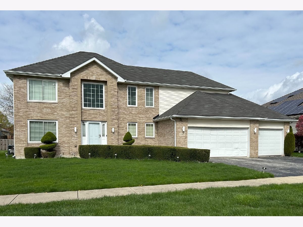 Homes Sold Butterfield Place Matteson Illinois, 640 Larkspur