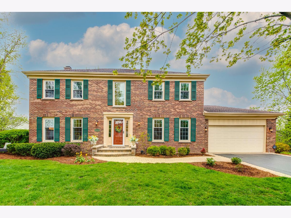 Homes Sold Tall Trees Barrington Illinois, 150 Redwood