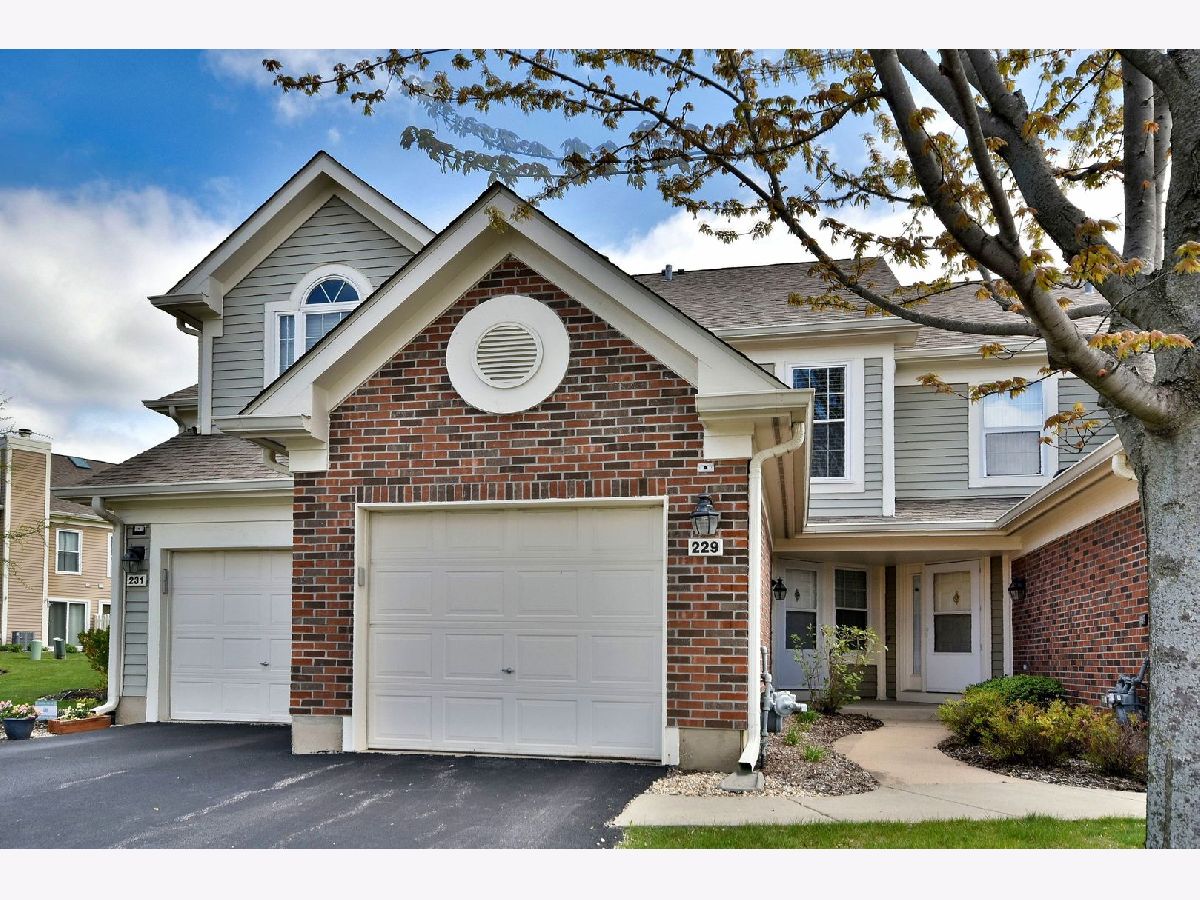 Townhomes & Homes Sold Haverford Schaumburg Illinois, 229 Steeplechase