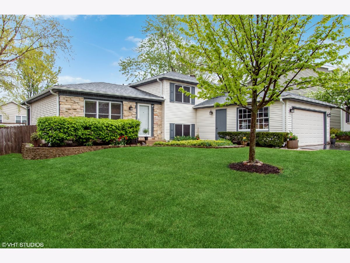 Homes Sold Countryside Lake Zurich Illinois, 1504 Coral Reef
