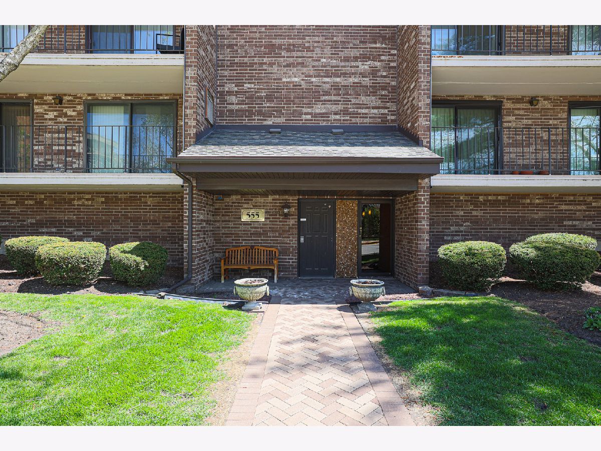 Condominiums Sold Harmony Terrace Des Plaines Illinois, 555 Graceland