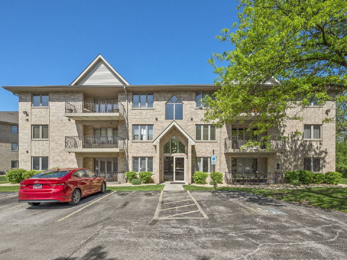 Condominiums Sold Shadow Creek Oak Forest Illinois, 5120 Shadow Creek